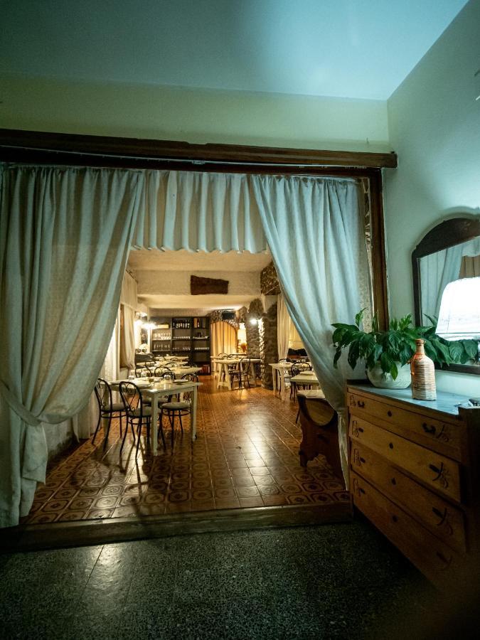 Albergo Ristorante Locanda Rosella Giba Exteriör bild